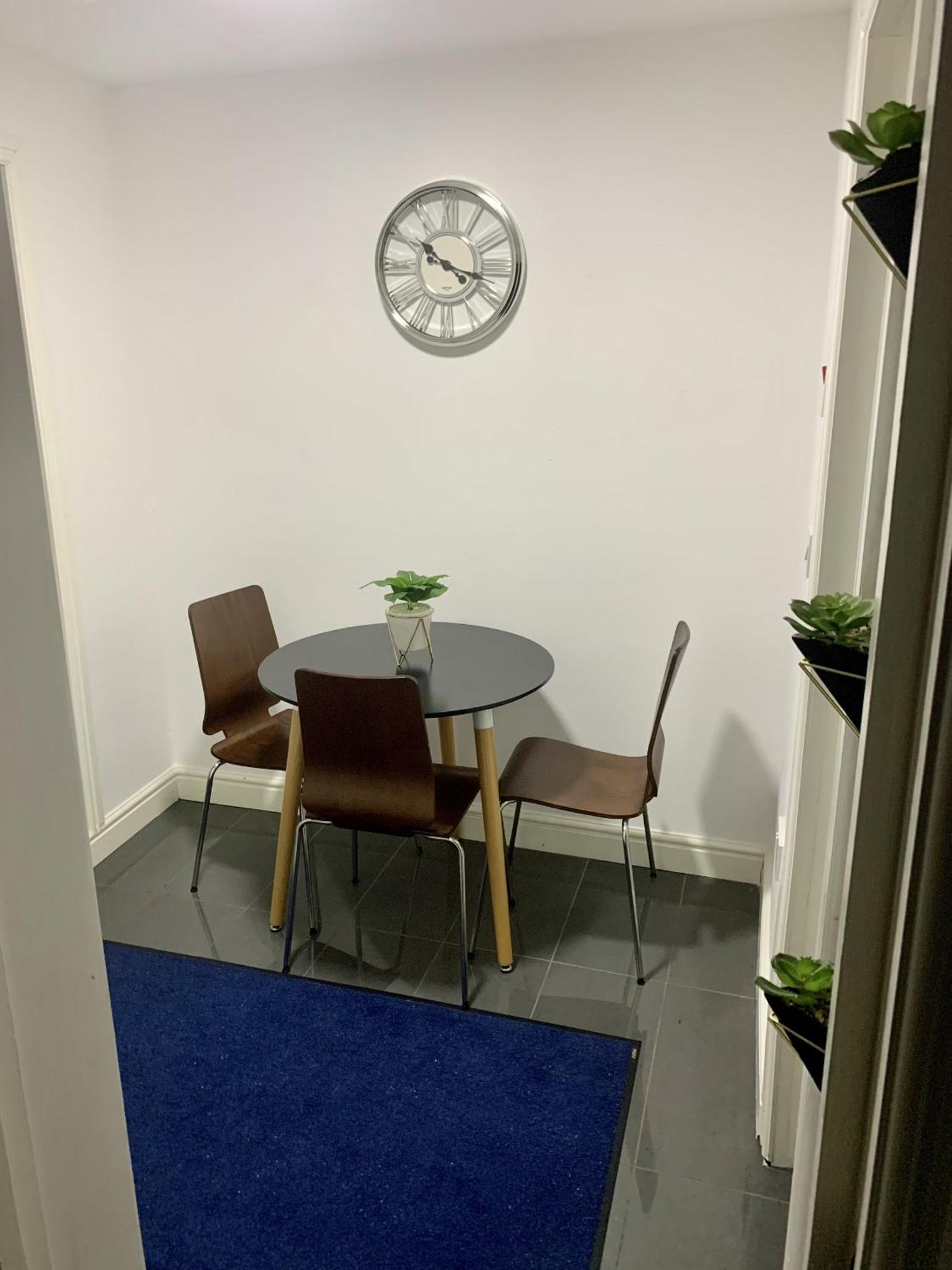 ברמינגהאם Modern & Cosy 2-Bed Apartment Near Nec, Airport & Jlr! חדר תמונה